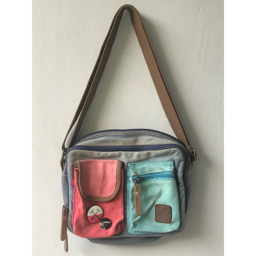Tas Sling Bag Levis  Original