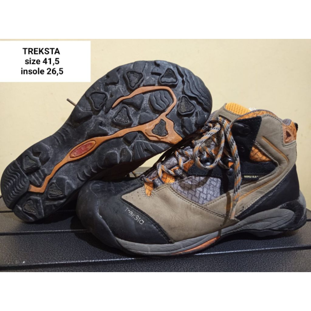 sepatu outdoor thrifting