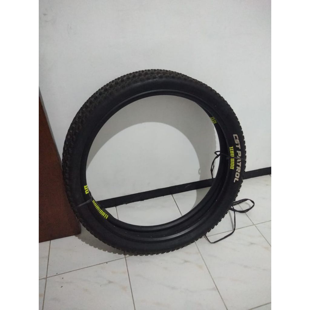 Ban Sepeda Dominate A one - Base