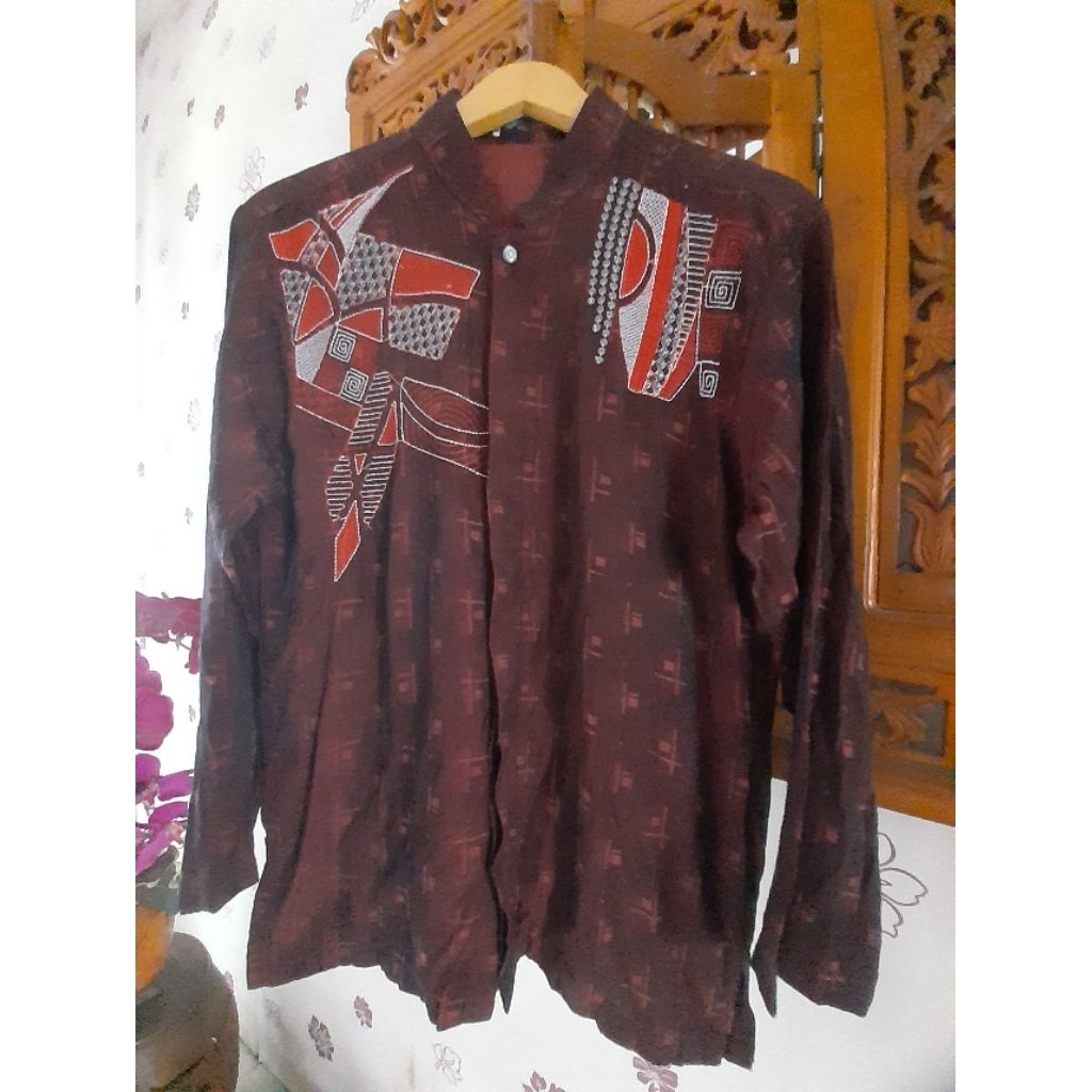 Baju Koko Pria Preloved Second Branded ' ULWAN ' LD 100 P 70