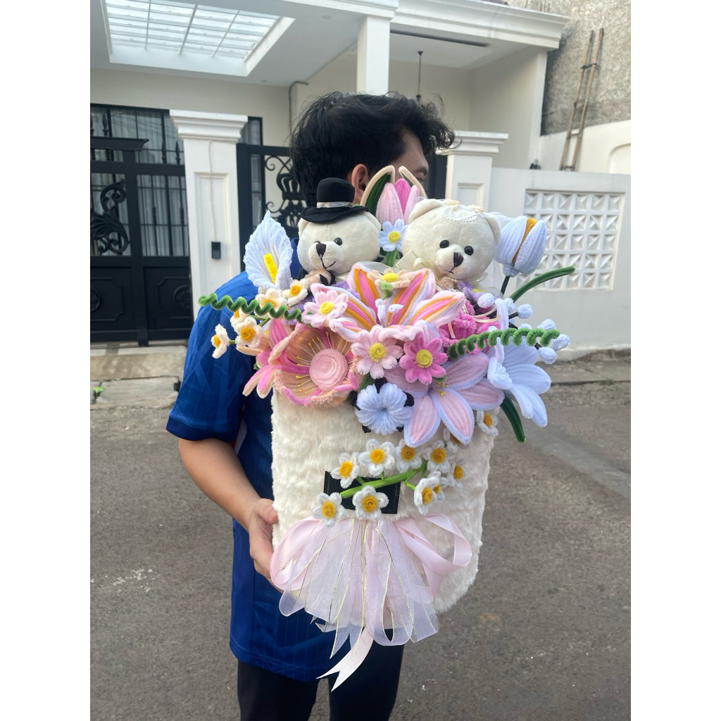 BUKET BUNGA BONEKA WEDDING PENGANTIN
