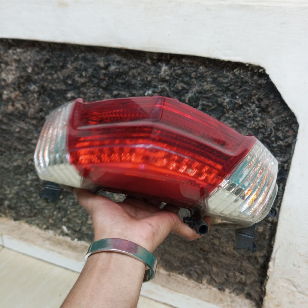 Lampu belakang NMAX OLD ORIGINAL COPOTAN