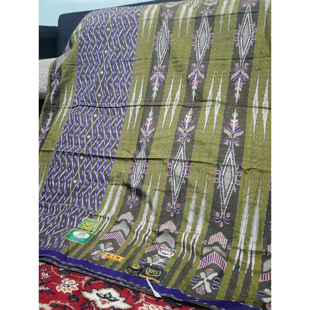 SARUNG BHS MJM GOLD SUTERA SPUNSILK 210