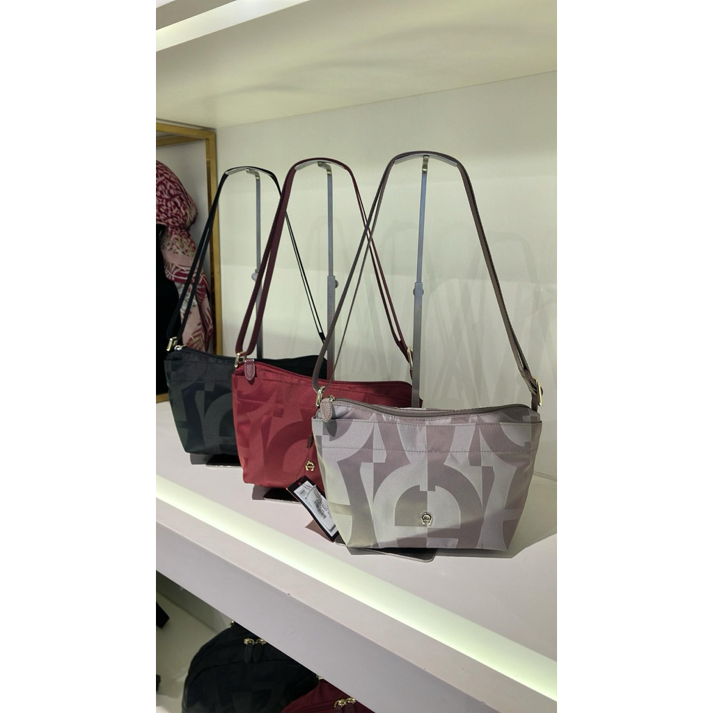 Aigner Authentic Viaggio sling bag