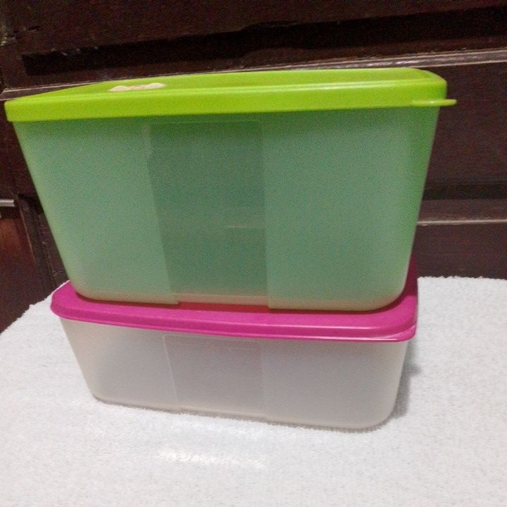 Wadah Kulkas Tupperware
