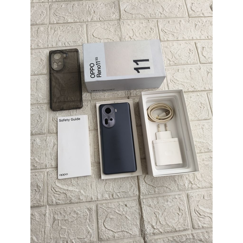 Oppo Reno 11 [5G] Ram 8+8/256 Fullset Original 100% (Seken Mulus)