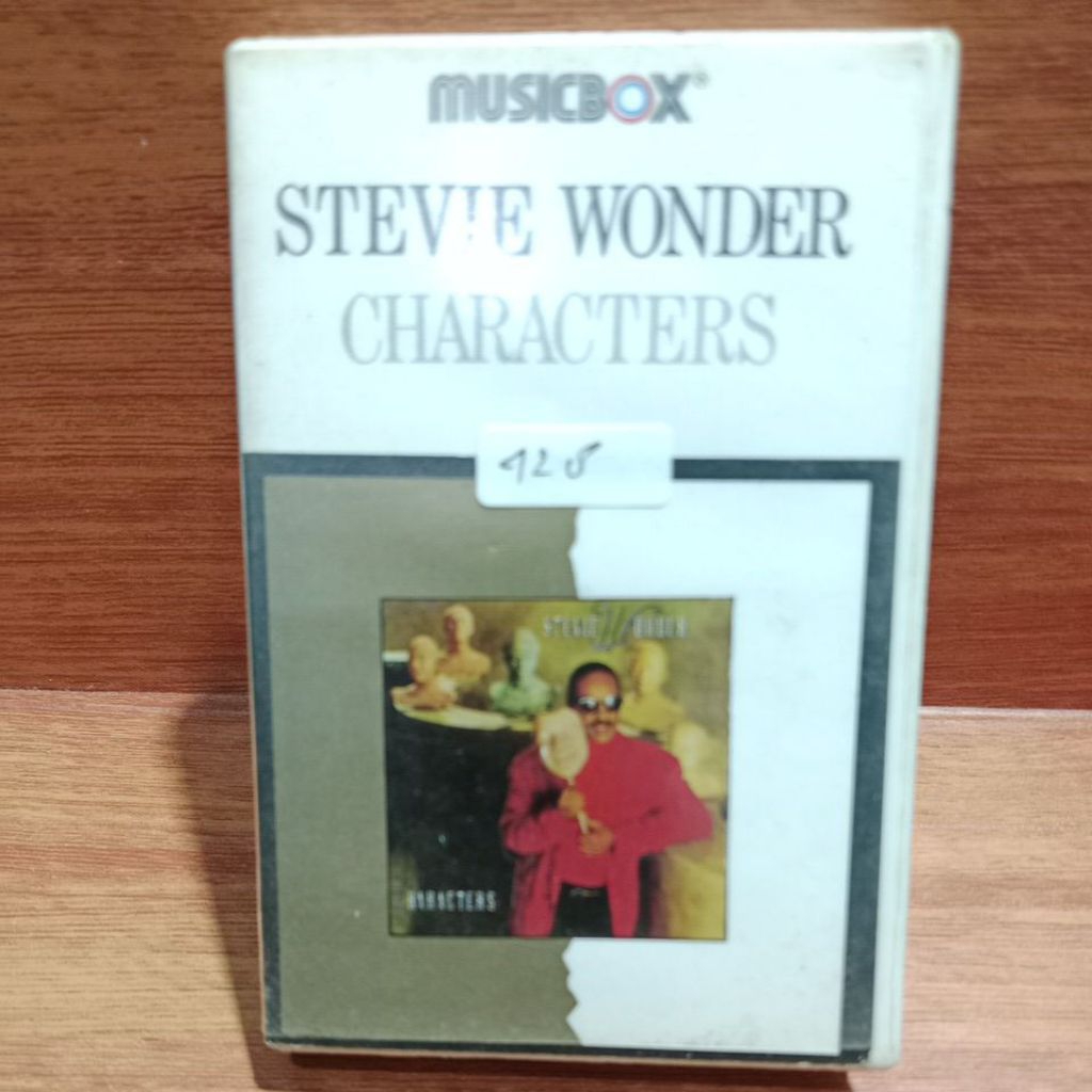 Kaset pita Stevie Wonder- Characters
