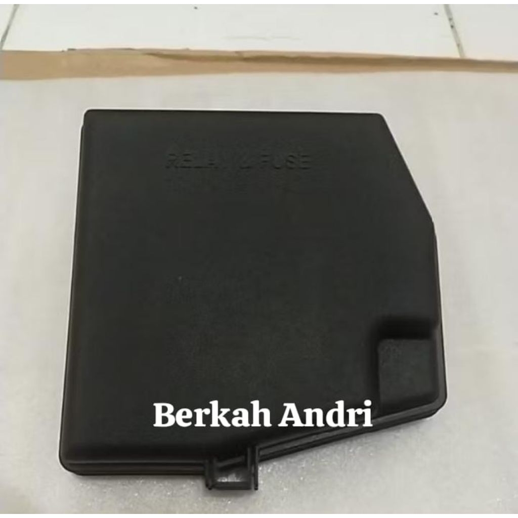 tutup box sekring Toyota Vios Yaris 2014 Limo tahun 2013 gen 3 original