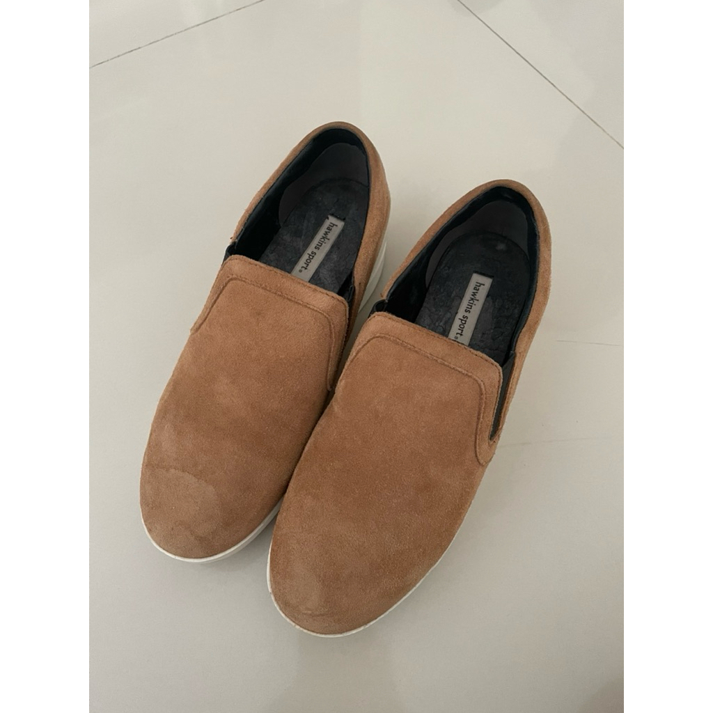 hawkins brown slip on