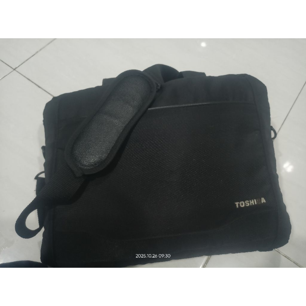 tas laptop toshiba ori second preloved