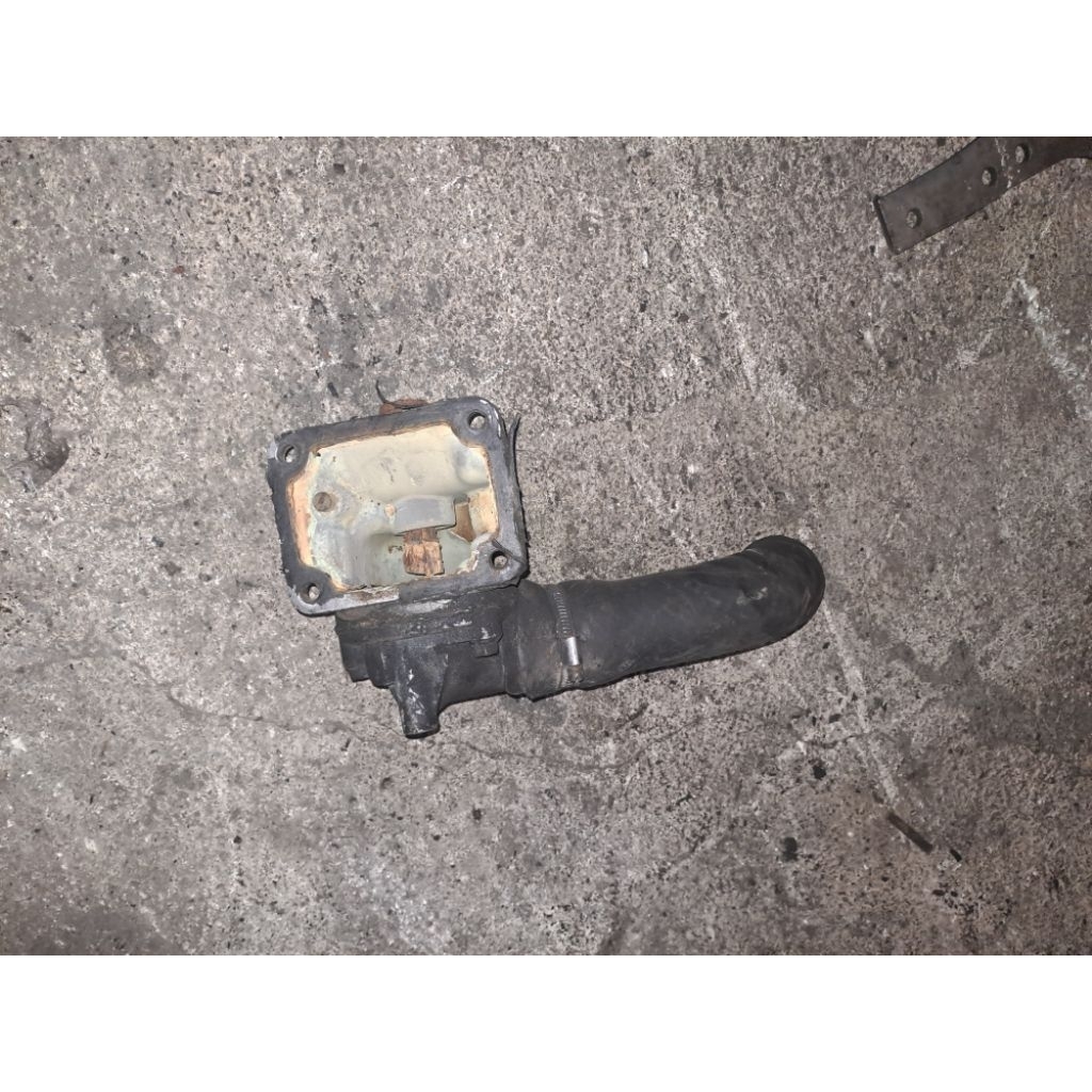 RUMAH THERMOSTAT MITSUBISHI COLD DIESEL PS100, PS120, CANTER 4D31, 4D31, 4D33, 4D34, 4D35, 4D36 copo