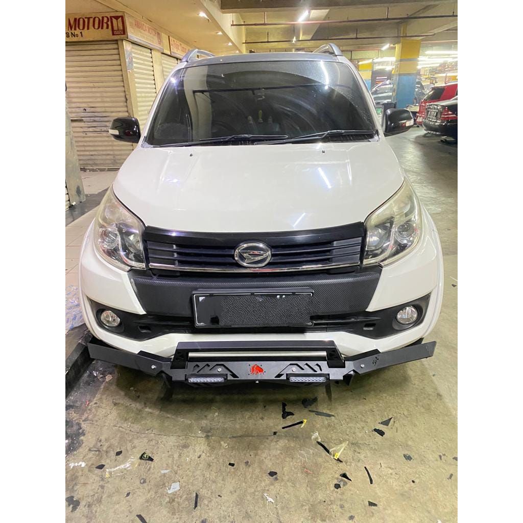 Tanduk towing bemper depan mobil Toyota rush lama model raptor blank