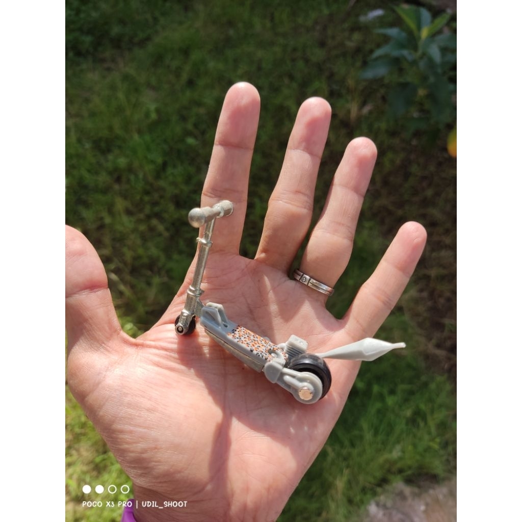 hotwheels jadul moscoot