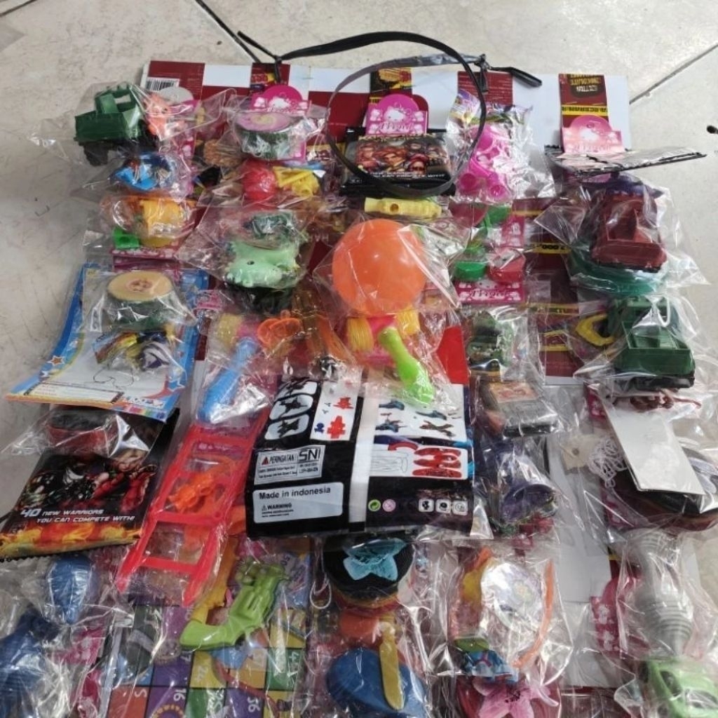 grosir mainan rencengan termurah isi 50 pc harga grosir 75000