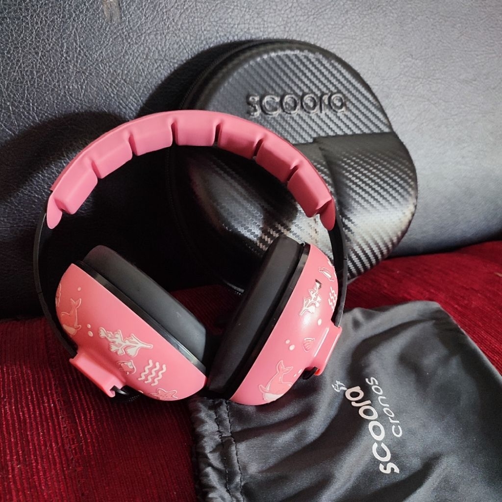 preloved Newww scoora cronos pro baby earmuff
