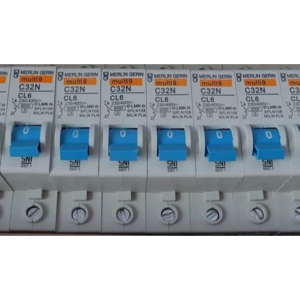 MCB MERLIN GERIN BIRU ORIGINAL