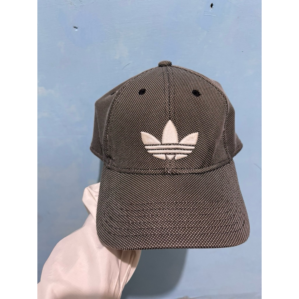 Topi Adidas Trifoil Polka Hitam