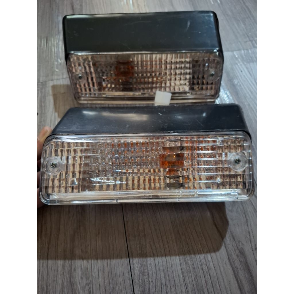 Lampu bemper kijang grand kristal