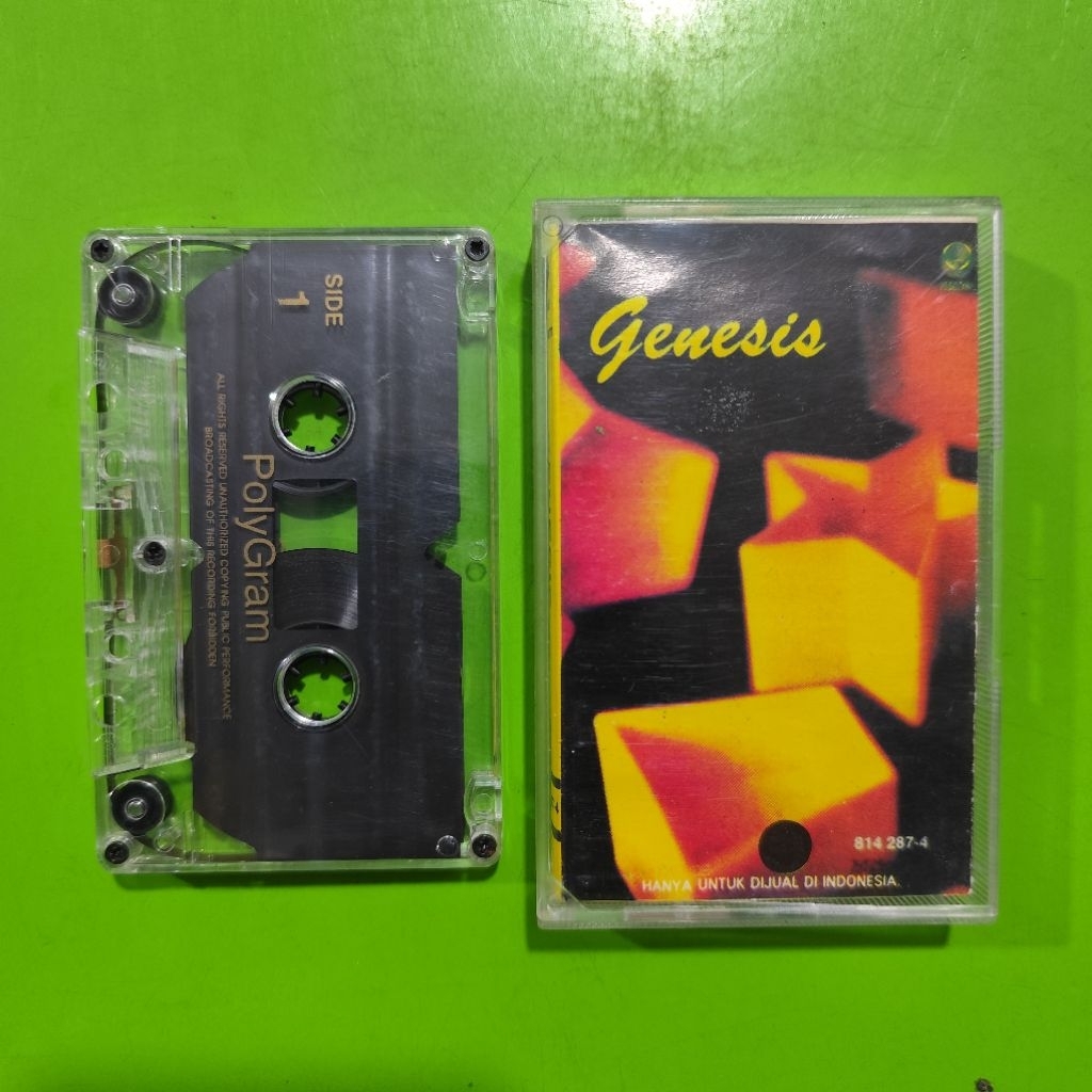 Kaset GENESIS Mama
