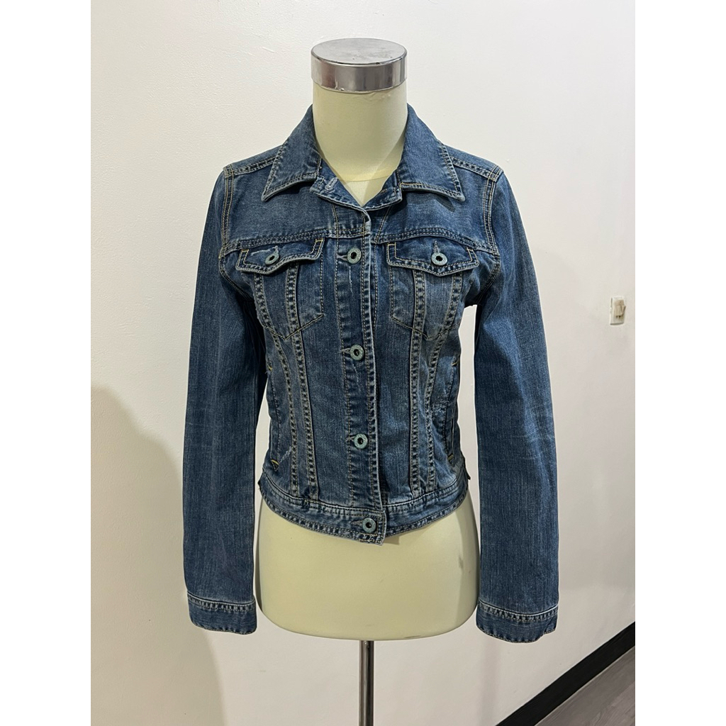 WHO AU Jaket Denim Jacket Jeans ripped model