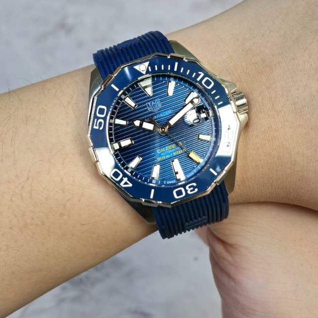 Jam Tangan Keren Tag Heuer Carrera 300M Aquaracer Caliber 5