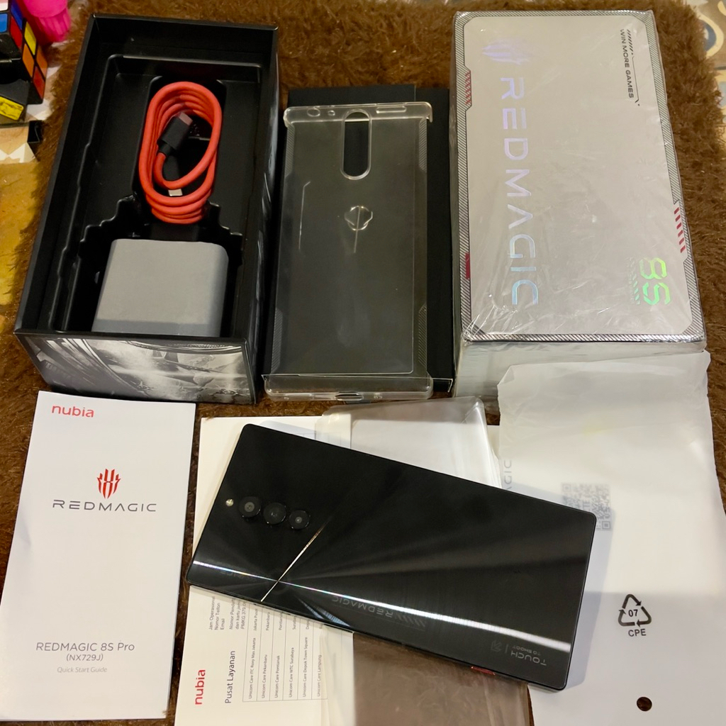 zte nubia red magic 8s pro 12 / 256 resmi TAM full ori garansi feb 2027