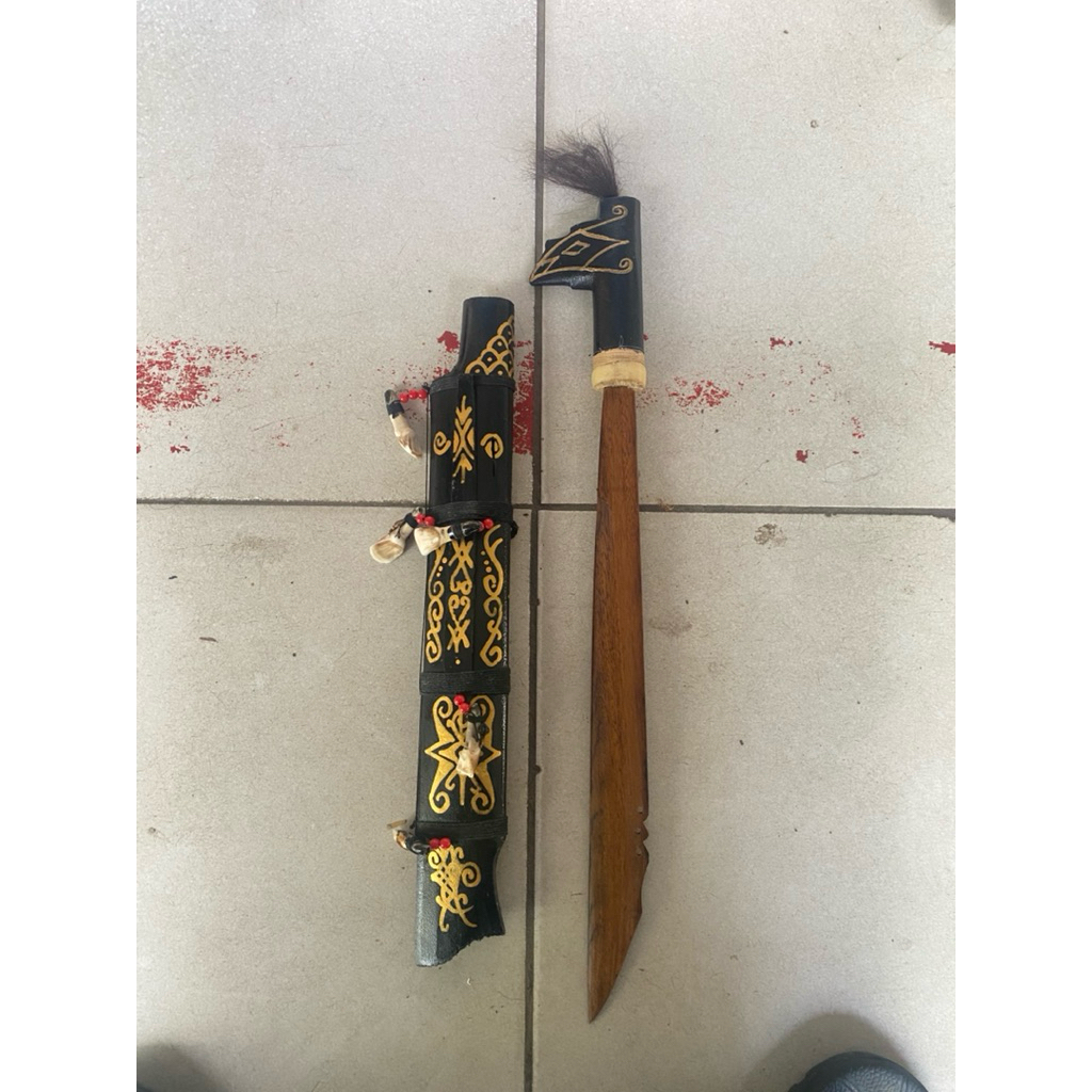 Aksesoris Mandau Kayu Ulin Mandau Tari Dayak | Aksesoris Menari Dayak | Tarik Dayak | Acara Adat Day