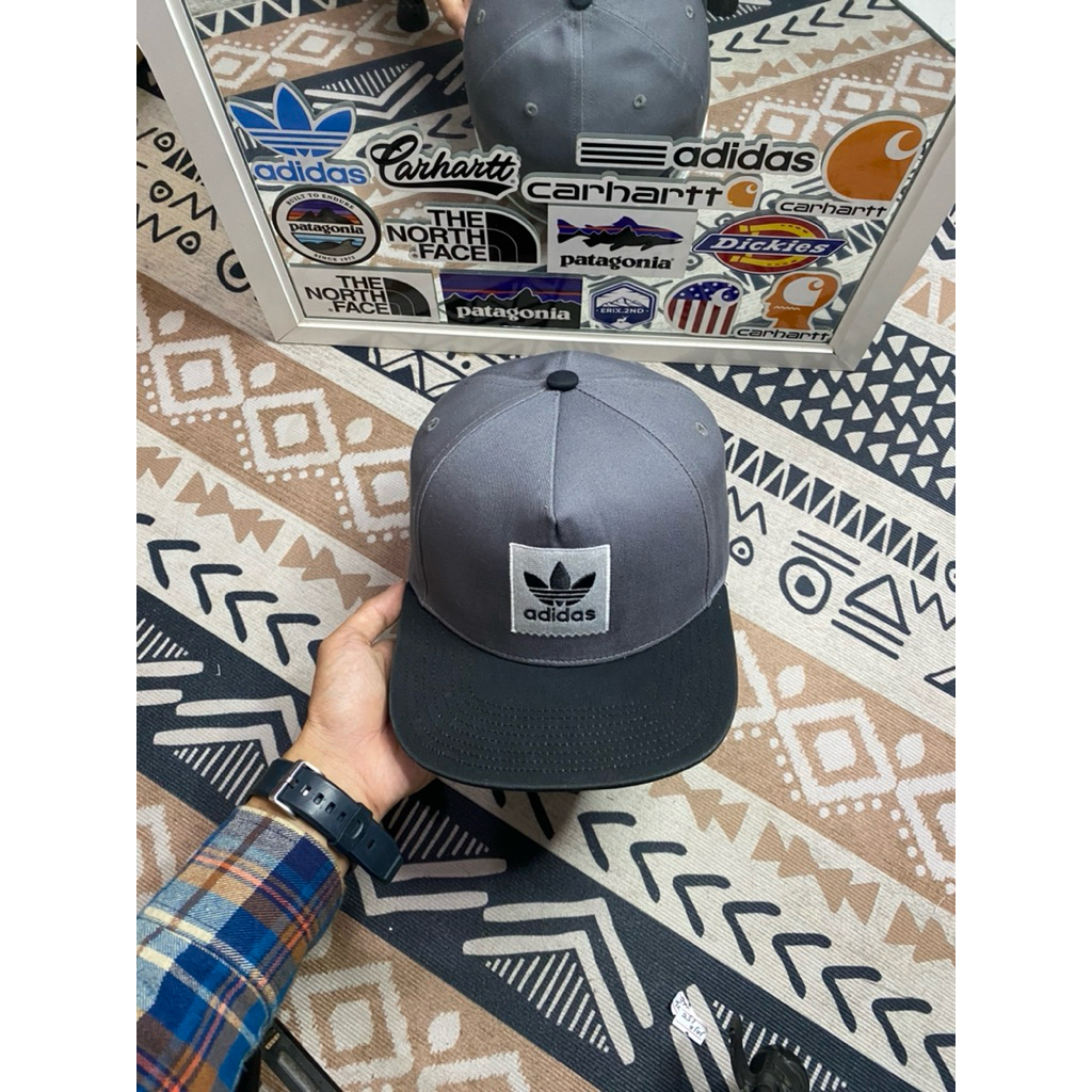 TOPI ADIDAS SENABCK  PRELOVED
