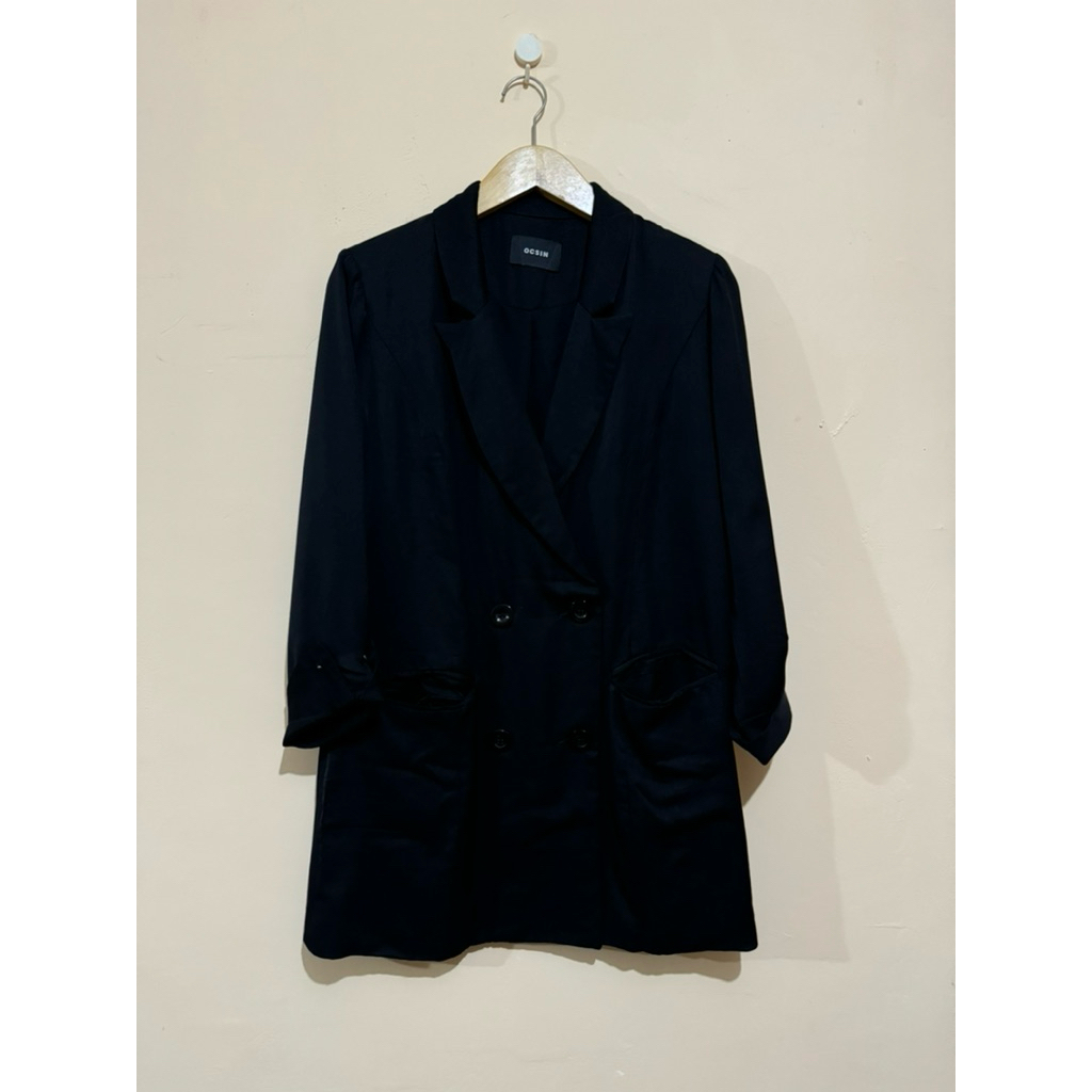 Preloved/Thrift Blazer Hitam Ocsin Korean Style