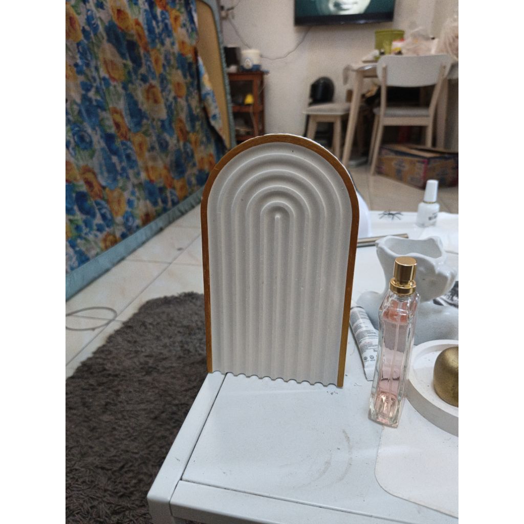 tray u pinggiran gold ok