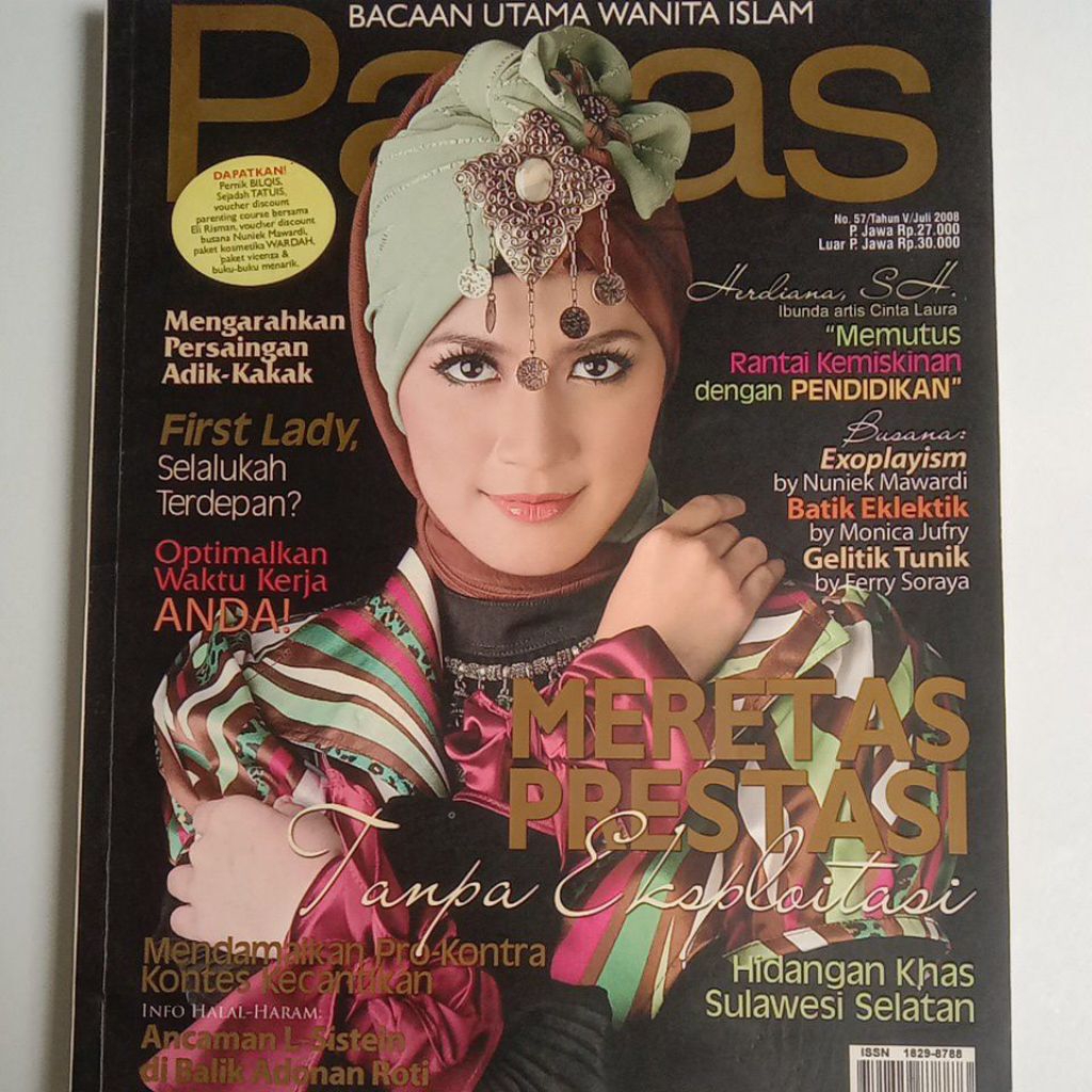 Majalah Paras Tahun 2008 Cover Anastya Yuntia Eka Wardhana (Finalis Gadis Sunsilk'2001)