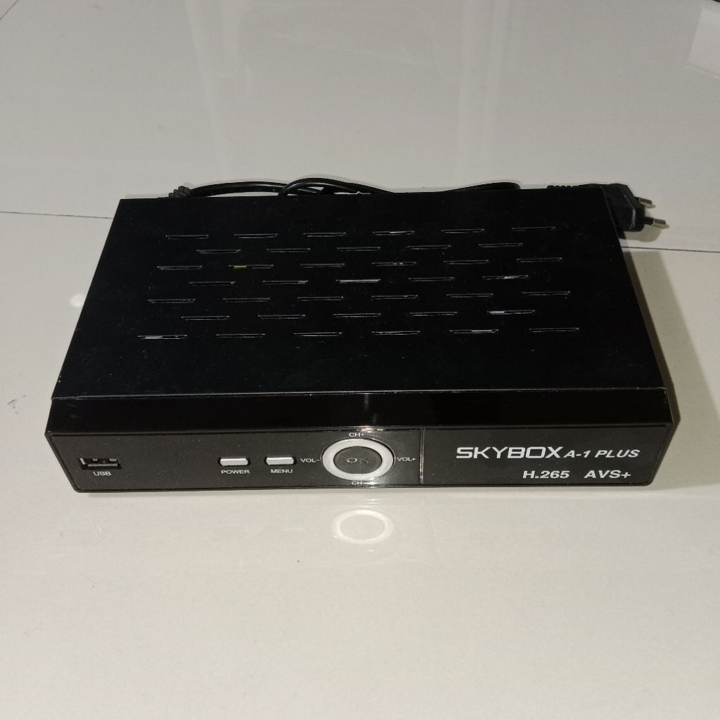 Receiver parabola bekas pakai mulus Rx Skybox A1 Plus H.265 HEVC AVS+ bisa nonton TV Dakwah Sunnah t