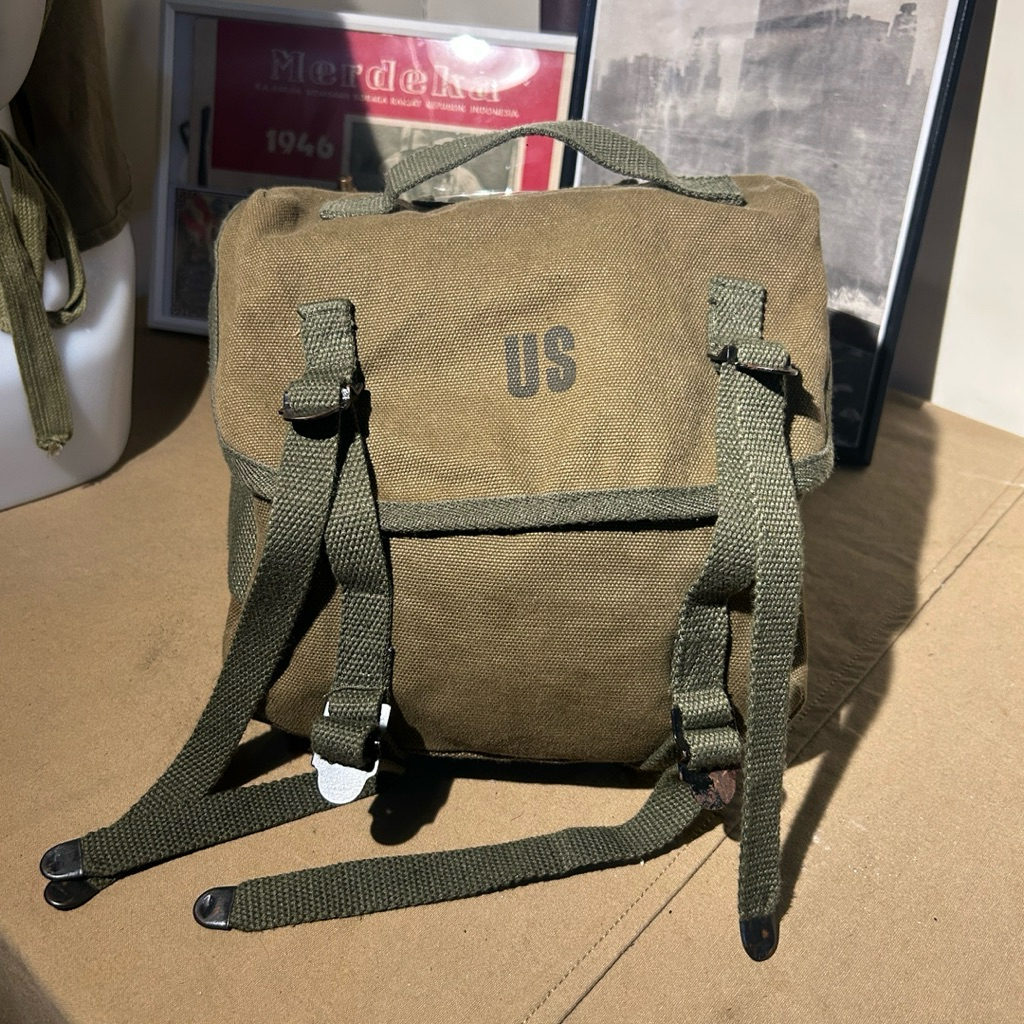US M56 Field Pack Canvas Vietnam War M56 Butt Pack Repro by Mil-Tec | Tas Lapangan Repro Era Perang 