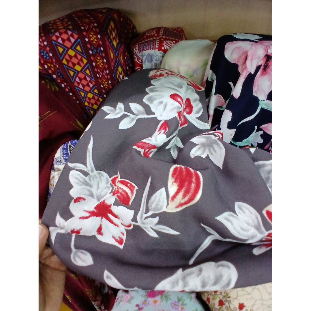 Kain/Bahan wolpis motif premium meteran//Kain wolpeach kwalitas premium//Bahan wolfis motif meteran(