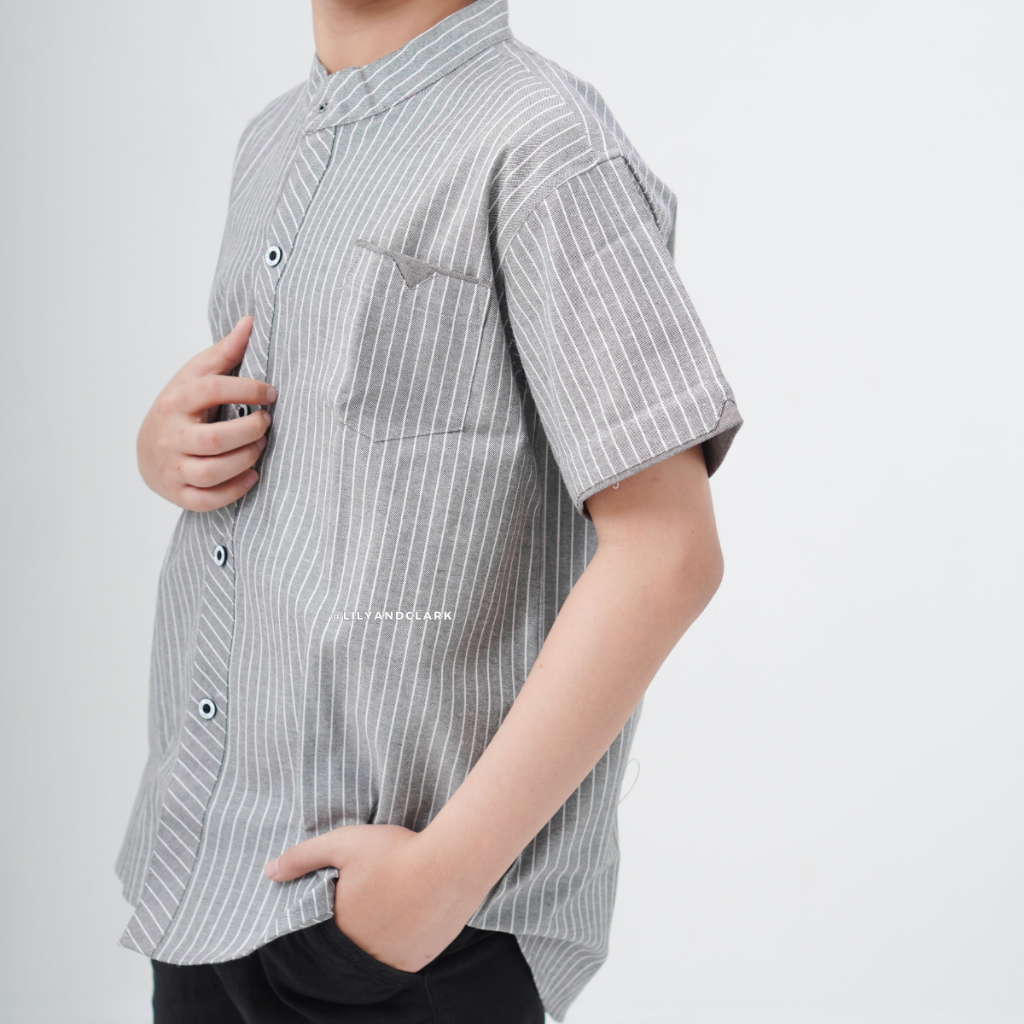 LILY AND CLARK Kemeja Anak Oxford Salur warna Hitam KP17-HITAM