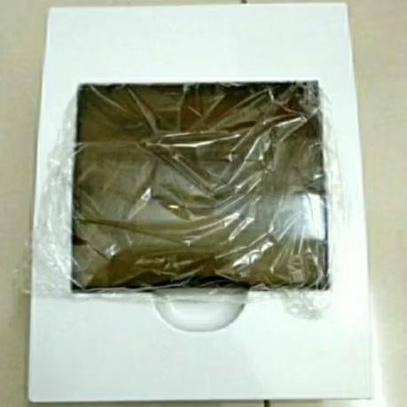 Box MCB 12 group inbow LARKIN