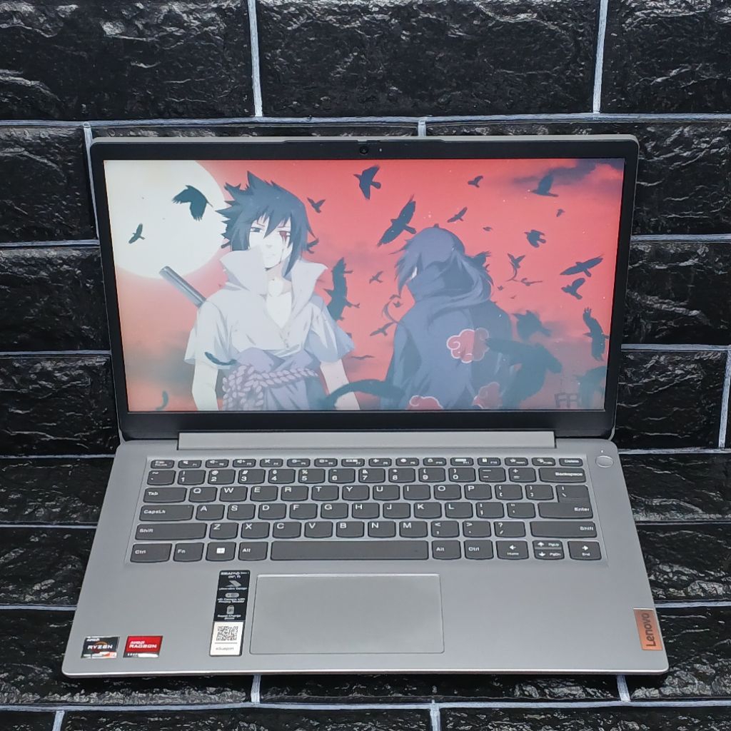 Laptop Lenovo Ideapad Slim 1 AMD Ryzen 3 7320U 8/512GB FHD