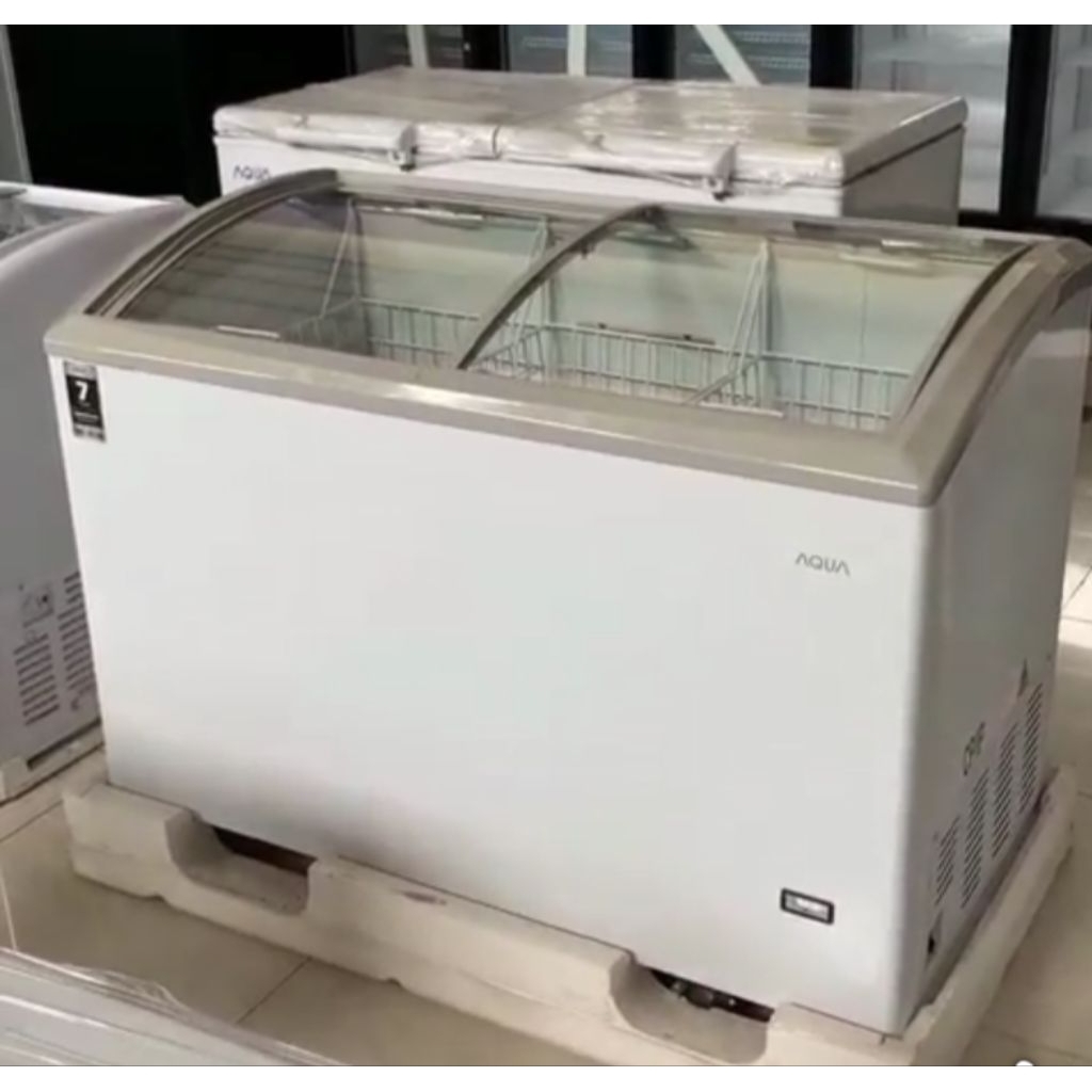 AQUA AQF 332 SD – SLIDING CURVE GLASS FREEZER