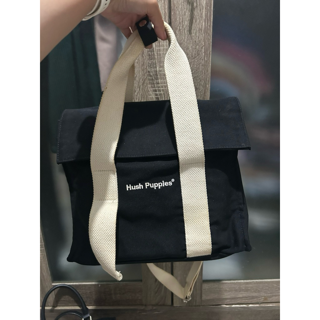 Tas Hush Puppies Preloved