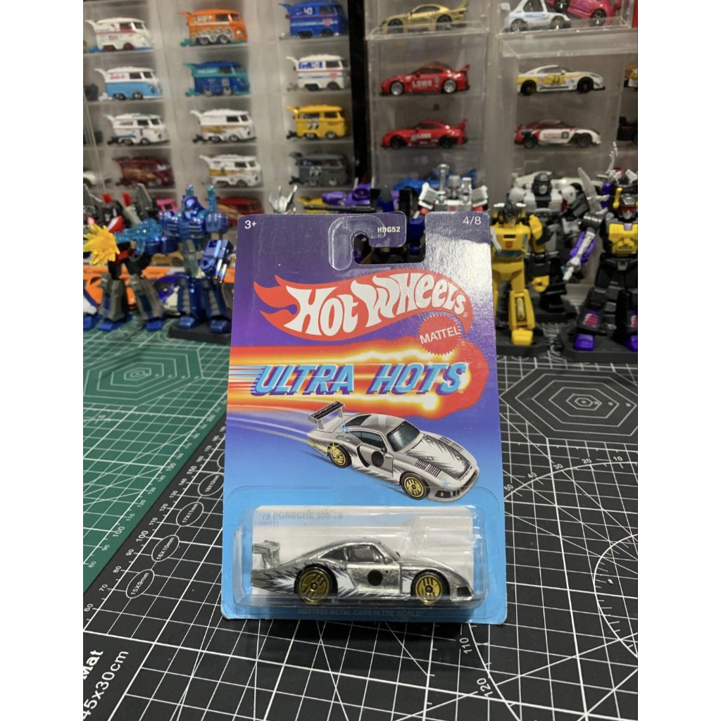 Hotwheels series ultra hots Porsche 956