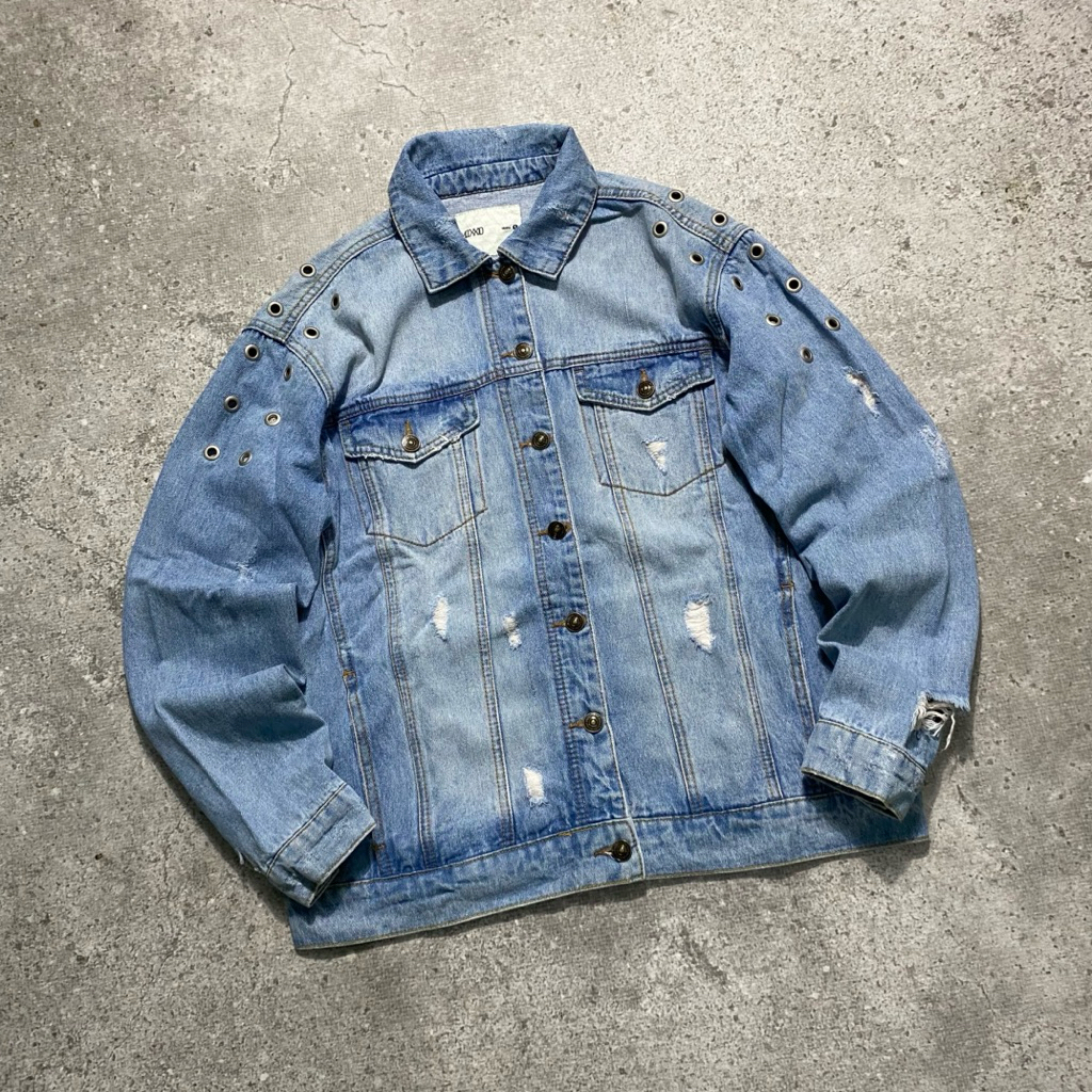 Ripped Denim Trucker Jacket Mixxo Second Original