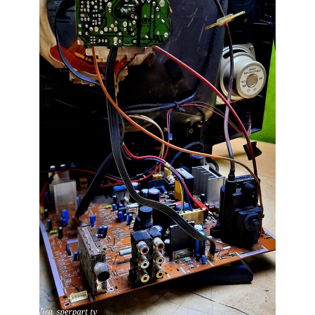 MESIN TV TABUNG / CRT SHARP SLIM 21 IN NON EW (PICOLO / BATIQUE / ALEXANDER BONITA DLL)