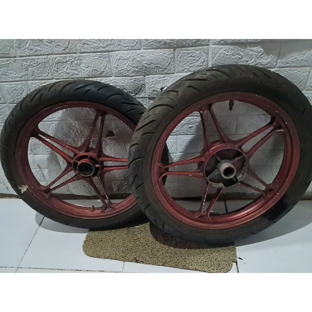 Velg pelek thunder tunder suzuki racing palang original ori copotan standar layak pakai kelengkapann
