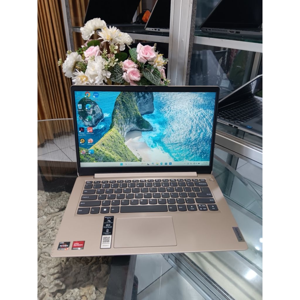 Laptop Lenovo Ideapad Slim 1