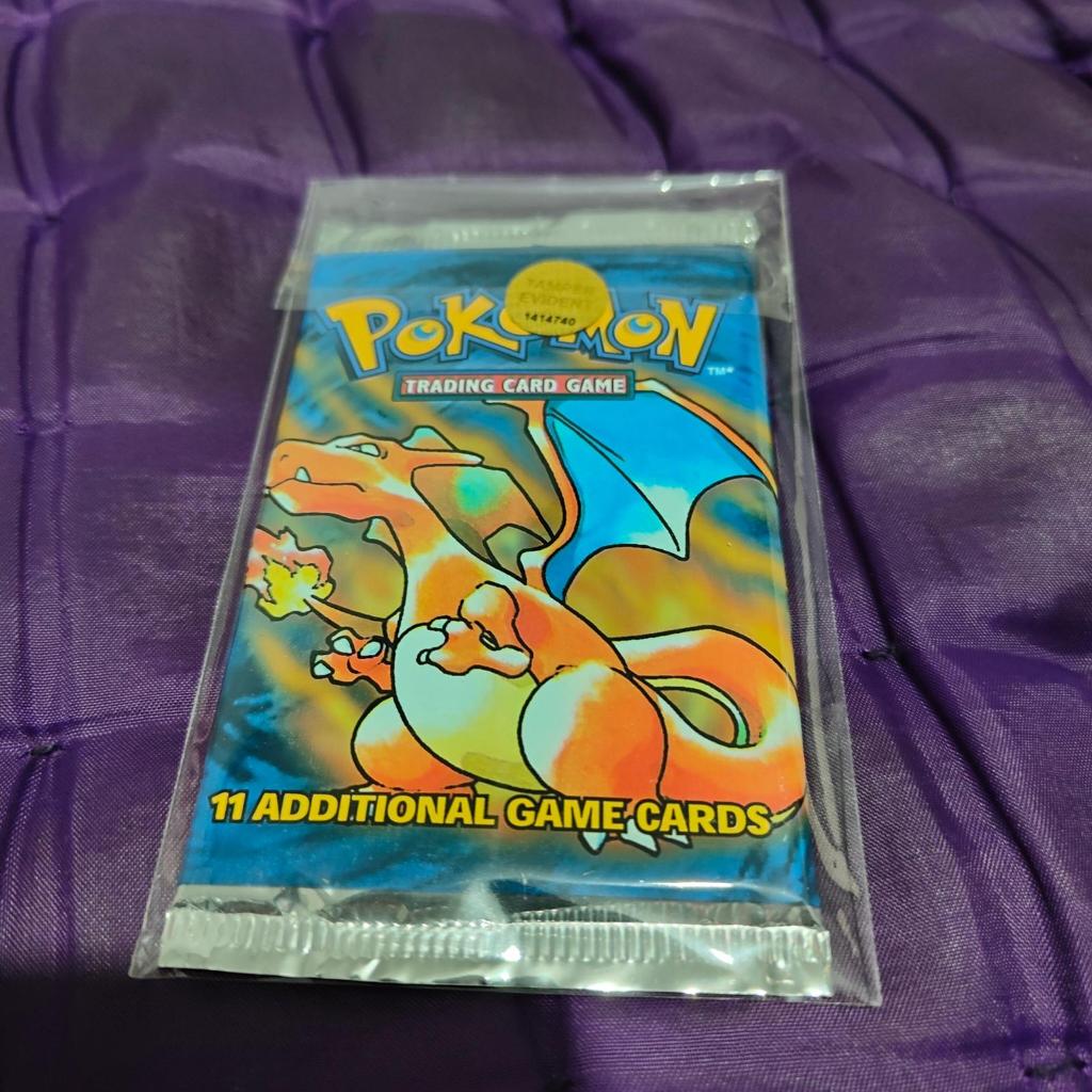 Pokemon Unlimited 1999 Charizard Sealed Pack