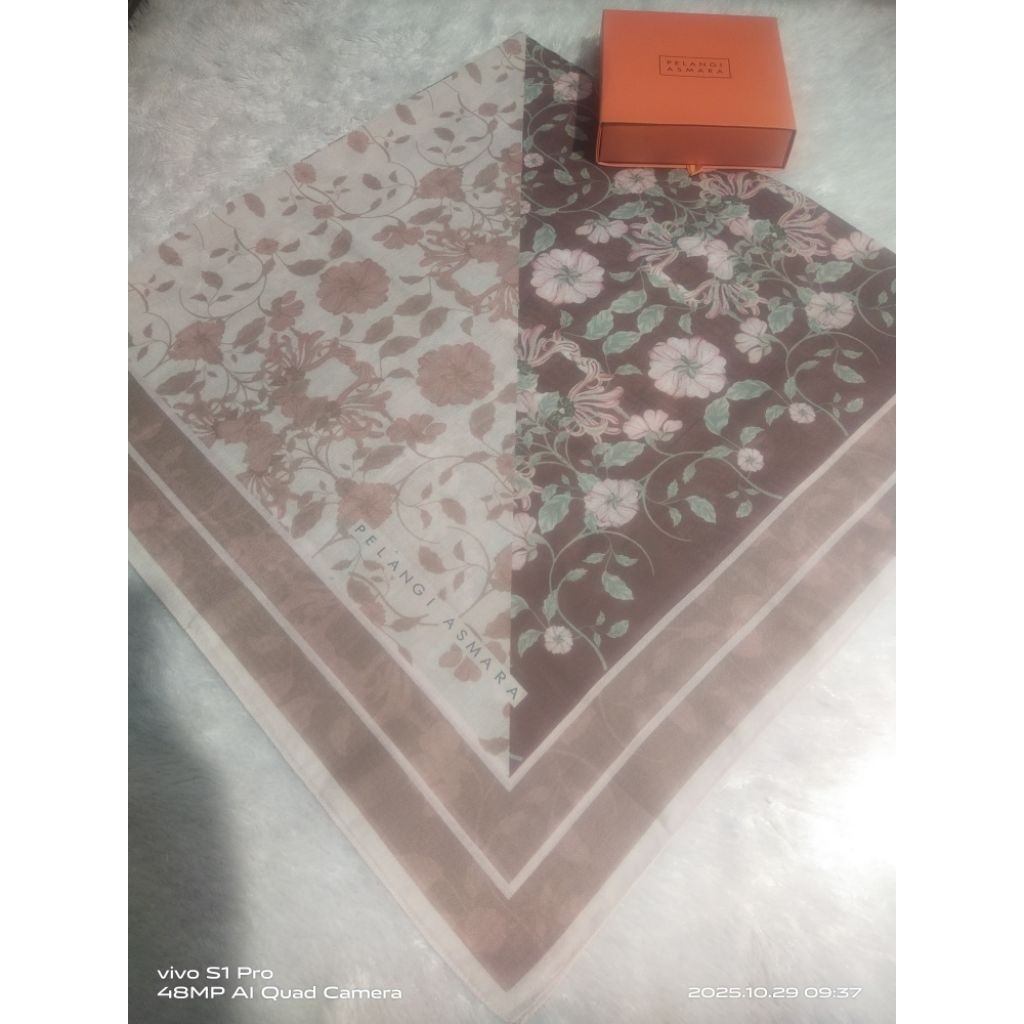 pelangi asmara scarf preloved