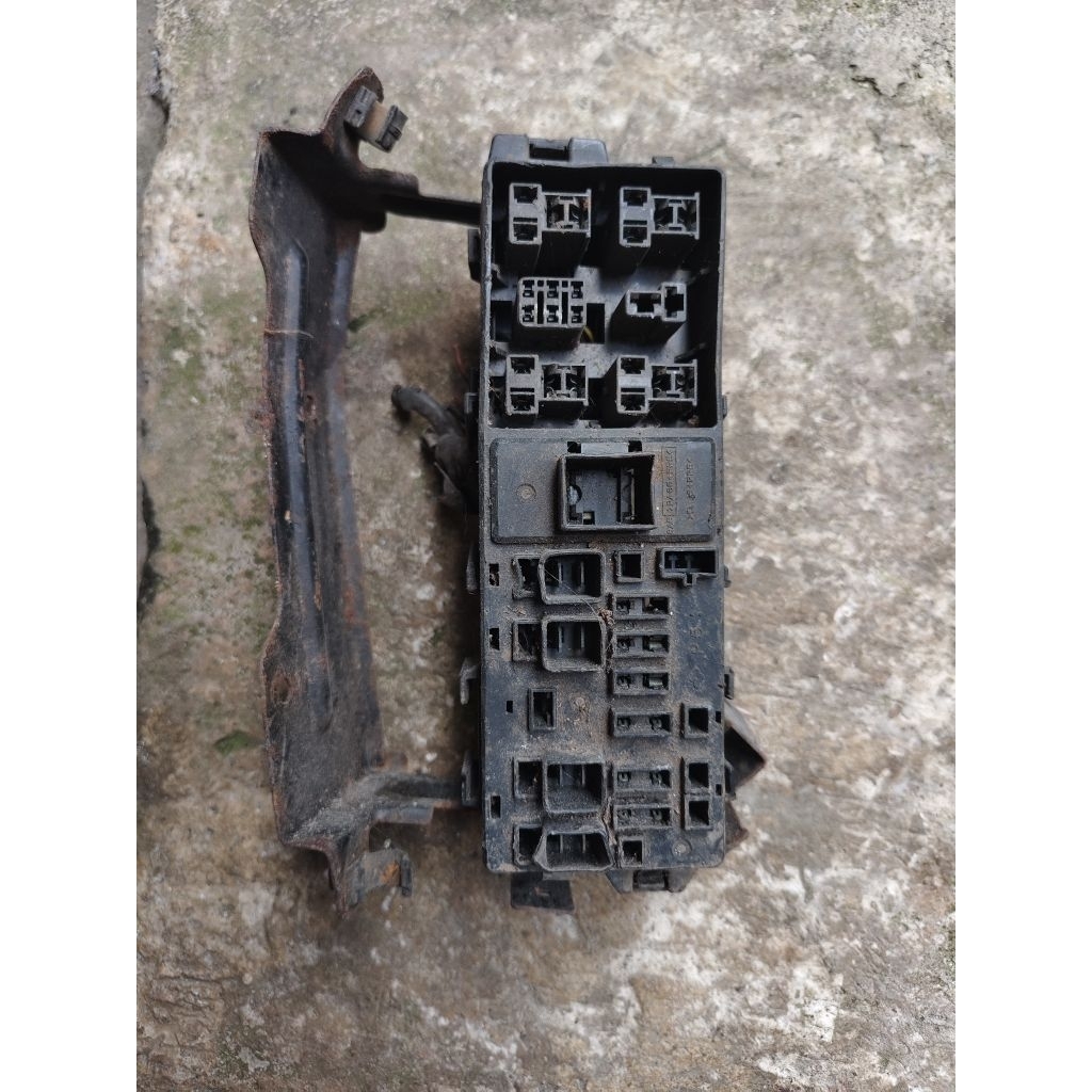 FUSE BOX SEKRING BESAR SUZUKI APV