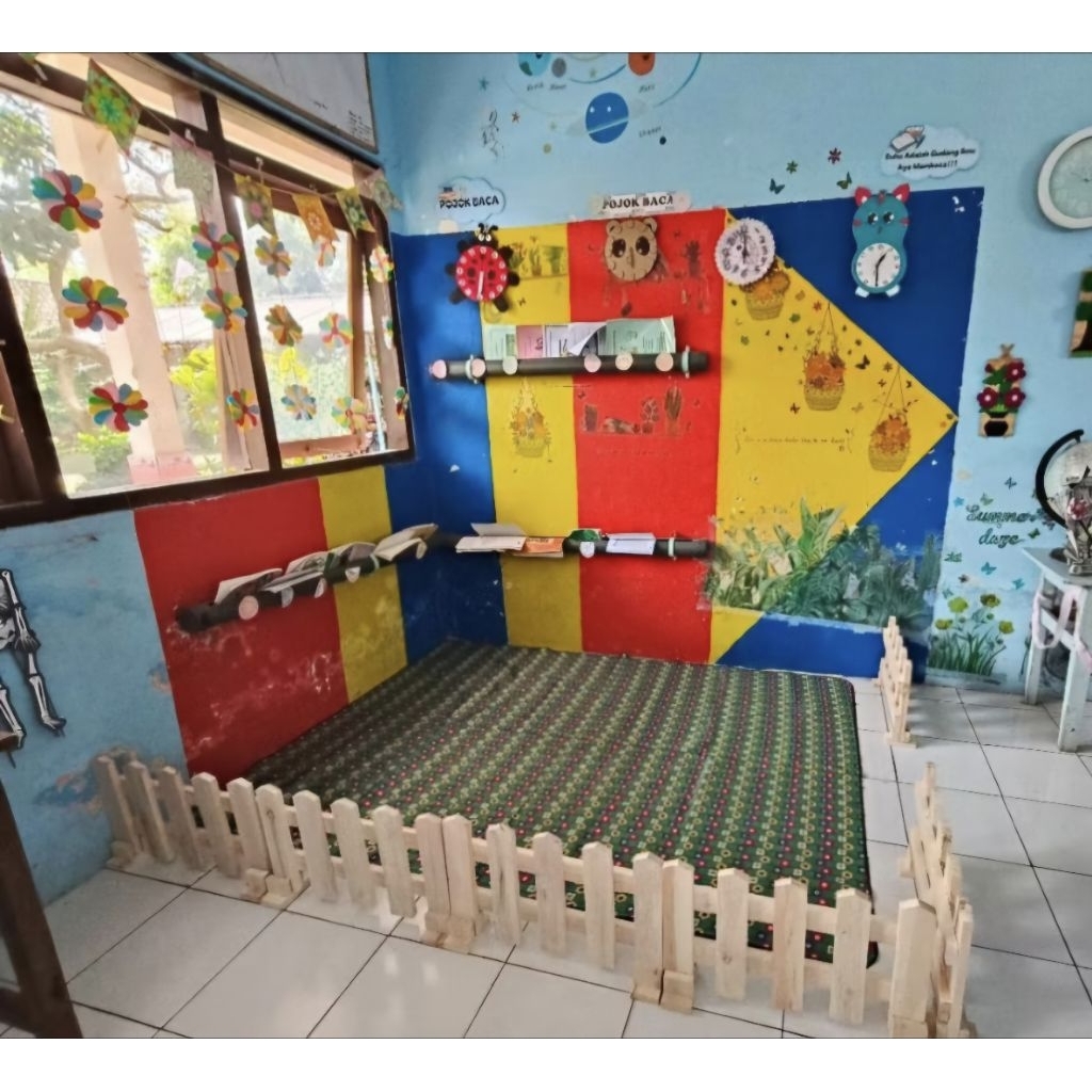 Pagar kayu Rumah kayu mahoni / pagar taman minimalis