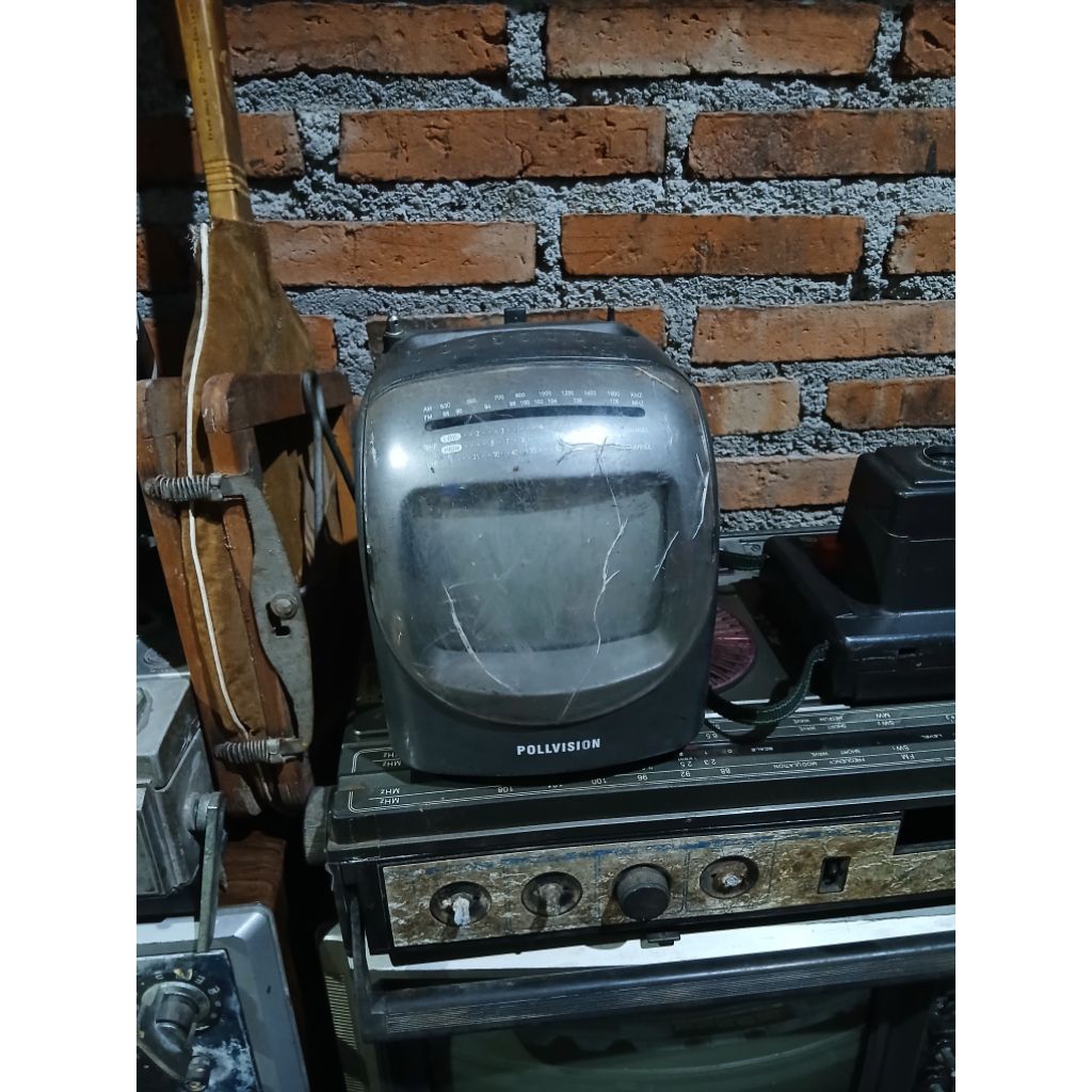 Body tv mini Robot 85rb jadul antik kuno lawas vintage display anggap mati mesin dikit