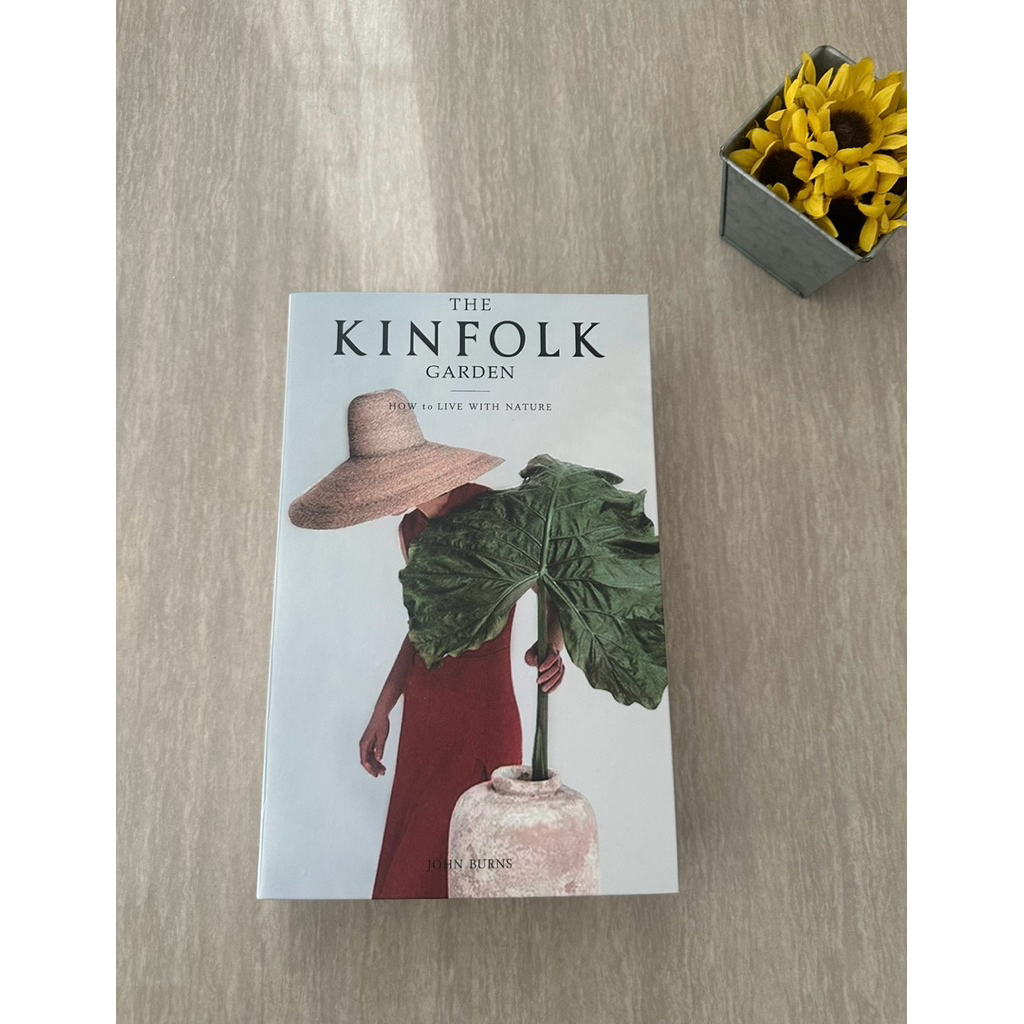 Buku Pajangan Display Book / Dummy Book Kinfolk Garden